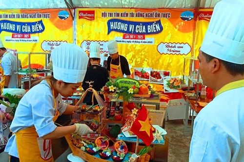 Trường Cao đẳng Du lịch Nha Trang tổ chức Hội thi ẩm thực 'Hương vị của biển'