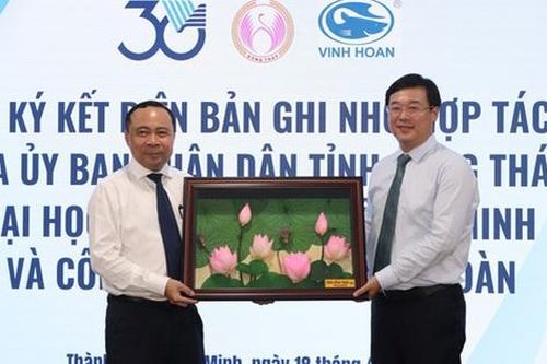 Tỉnh Đồng Tháp và ĐHQG TPHCM ký hợp tác phát triển KHCN, đổi mới sáng tạo