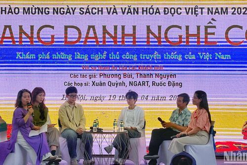 Kể chuyện văn hóa Việt qua bộ sách tranh 'Vang danh nghề cổ'