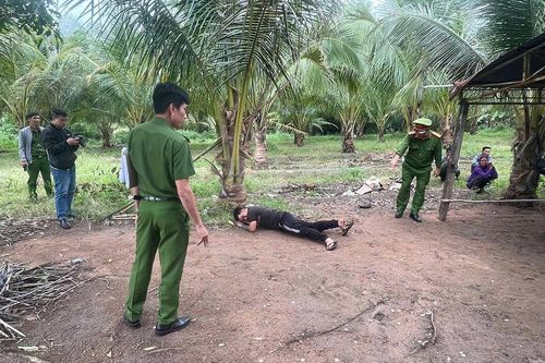 Gian nan hành trình dẫn dụ hung thủ giết người ra khỏi rừng