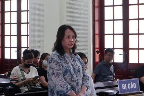 Đưa người trốn đi nước ngoài, nhóm 'cò' xuất khẩu lao động 'chui' cùng xộ khám