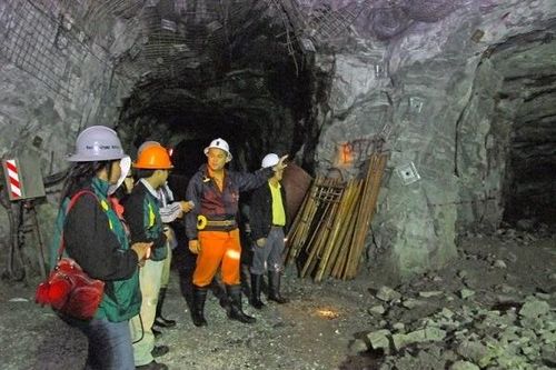 Quảng Nam sắp đấu mỏ vàng có trữ lượng hơn 2,4 tấn
