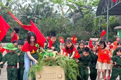Học sinh Yên Bái hóa thân thành 'chiến sĩ nhí', trau rèn tinh thần dân tộc