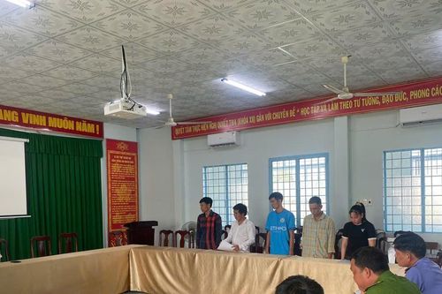 Kiên Giang: Khởi tố 5 đối tượng về hành vi 'Tổ chức đánh bạc' và 'Đánh bạc'