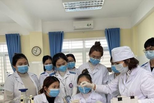 Bất cập đào tạo ngành Y dược: Phải đảm bảo điều kiện thực hành cho sinh viên