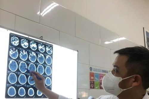 Hướng tới miễn viện phí toàn dân, người dân sẽ được khám sức khỏe định kì hằng năm