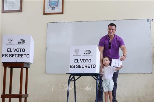 Ecuador báo động cao về âm mưu ám sát Tổng thống