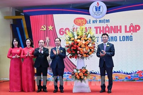 Lễ kỷ niệm 60 năm thành lập ngôi trường 'dạy tốt, học tốt' của Thủ đô