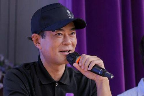 Cổ Thiên Lạc đứng trước nguy cơ mù mắt, tai nạn năm xưa khiến fan nghẹn ngào