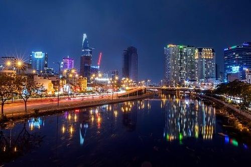 Lối đi nào cho Việt Nam xây dựng trung tâm tài chính quốc tế?