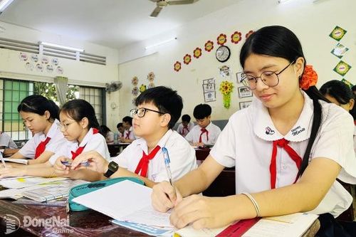 Học sinh bị cận thị gia tăng