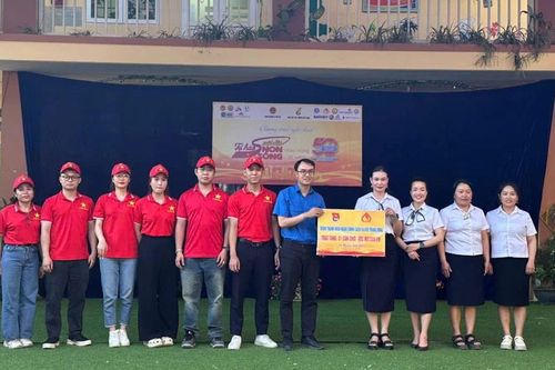 Chương trình 'Hành trình biên giới' tại huyện Si Ma Cai