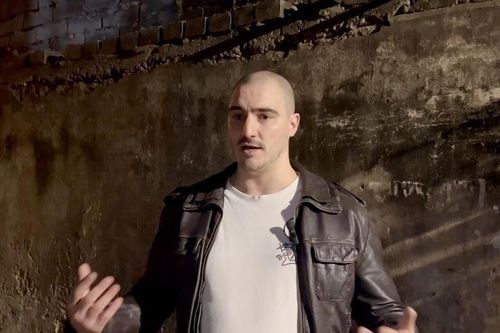 Christopher Axe và những chuyến thiện nguyện tại Việt Nam