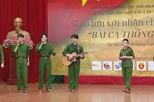 Hành trình trở về kí ức