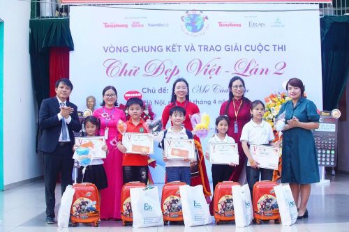 Trao giải cuộc thi Chữ đẹp Việt - Lần 2