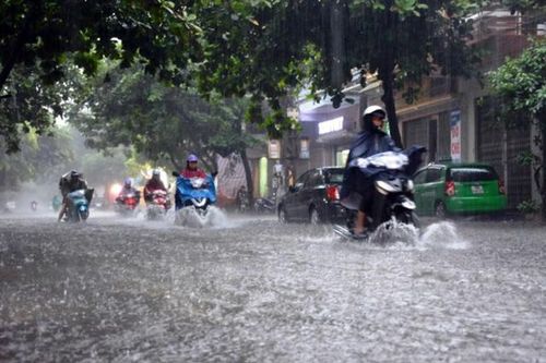 Miền Bắc sắp đón một đợt mưa dông, nhiệt giảm mạnh
