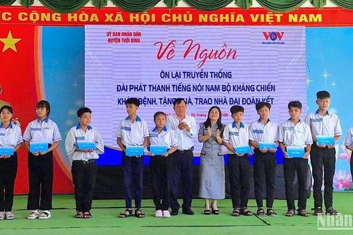 Cà Mau tri ân gia đình có công, vùng căn cứ kháng chiến