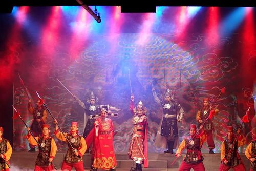 Khí thế hào hùng của bài thơ thần 'Nam quốc sơn hà' trong vở cải lương 'Câu thơ yên ngựa'