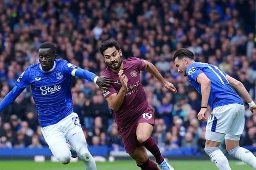 Vượt ải Everton, Man City trở lại Top 4 Ngoại hạng Anh