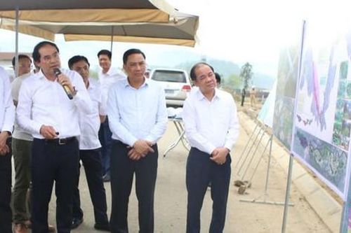 Lãnh đạo Lào Cai và Yên Bái bàn tiến độ hợp nhất 2 tỉnh