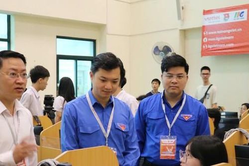 Đưa trí tuệ nhân tạo vào bài thi vô địch Tin học Văn phòng thế giới – Viettel 2025