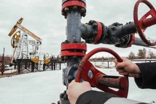 Rosneft đẩy mạnh đầu tư dầu khí giữa lúc thế giới thắt chặt chi tiêu
