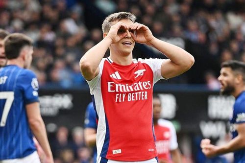Arsenal đè bẹp Ipswich 4-0