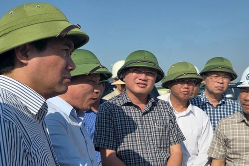 Thứ trưởng Bộ Xây dựng kiểm tra tiến độ Dự án cải tạo, mở rộng Quốc lộ 46 tại Nghệ An