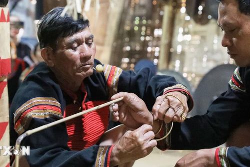 Đắk Lắk: Tái hiện Lễ cúng trưởng thành của đồng bào Ê Đê