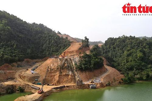Dồn lực thông tuyến 2 cao tốc Đồng Đăng - Trà Lĩnh và Hữu Nghị - Chi Lăng