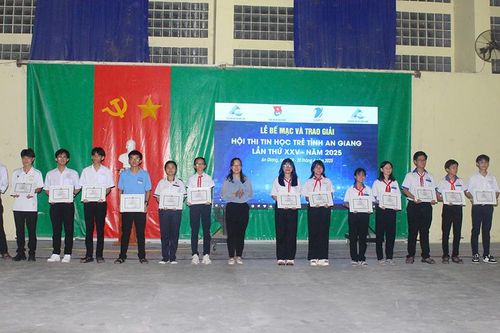 Trao giải Hội thi Tin học trẻ tỉnh An Giang năm 2025