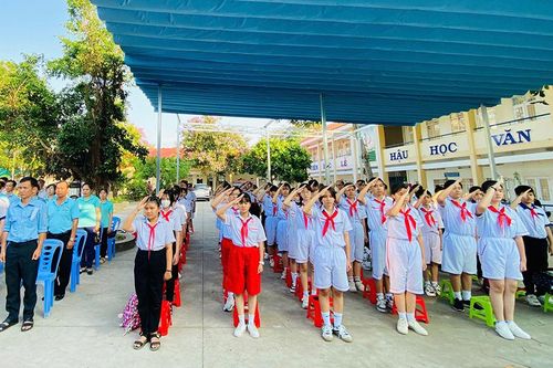 Huyện Phú Tân tổ chức thành công Hội thi Chỉ huy Đội giỏi