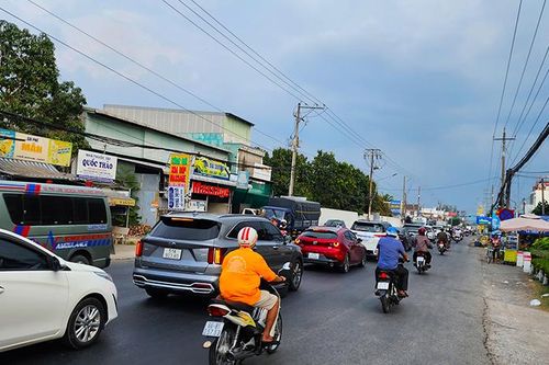 Hướng dẫn phân luồng giao thông tại nút giao tuyến tránh Long Xuyên và Quốc lộ 91