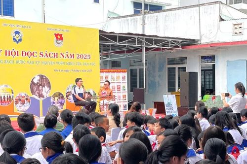 Hơn 300 học sinh Pleiku tham gia Ngày hội đọc sách
