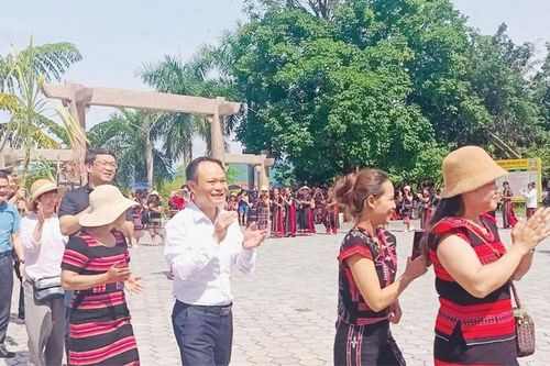 Khi văn hóa mang lại kinh tế cho cộng đồng
