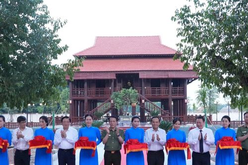 Khánh thành Nhà tưởng niệm Chủ tịch Hồ Chí Minh tại Tây Ninh