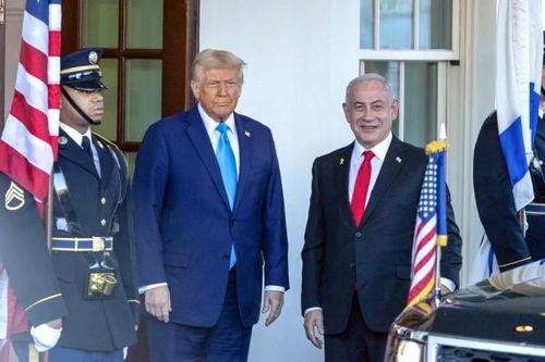 Chuyến đi nhiều ẩn số của ông Trump