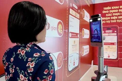 Nhận diện sinh trắc học tại sân bay Tân Sơn Nhất