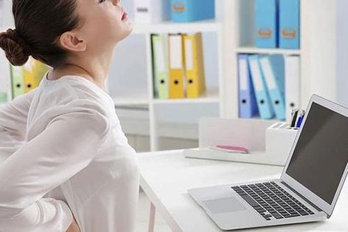Cảnh giác với chứng đau thắt lưng ở người trẻ