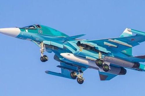 Lô máy bay ném bom Su-34 mới sẵn sàng xuất kích