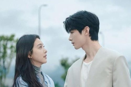 'Khó Dỗ Dành' đã hết, Chương Nhược Nam - Bạch Kính Đình vẫn vướng ồn ào phiên vị