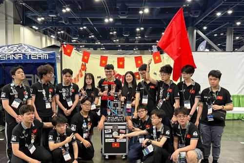 Học sinh trường chuyên Hà Nội Amsterdam đoạt ngôi Á quân giải đấu robot lớn nhất thế giới 2025