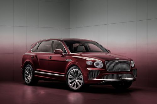 Bentley Bentayga bản 10 năm nhận đặt cọc tại Việt Nam, tới gần 19 tỷ