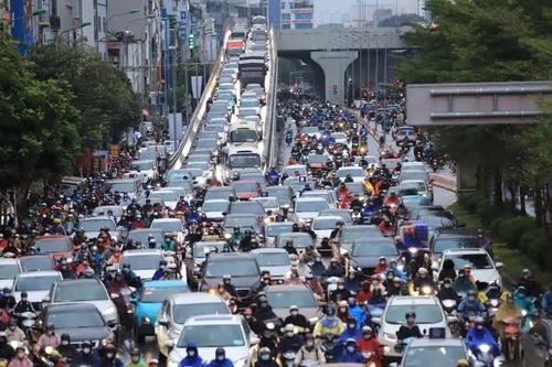 Nghỉ lễ lại lo 'xe dù, bến cóc'