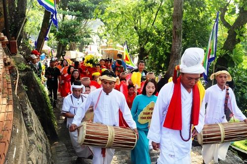 Điểm đến thu hút đông đảo người dân, du khách