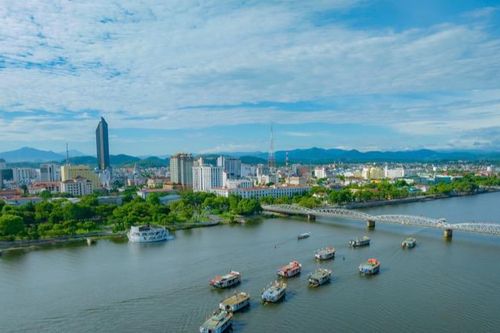 Du lịch Huế công bố đường dây nóng phục vụ du khách trong dịp lễ 30/4-1/5