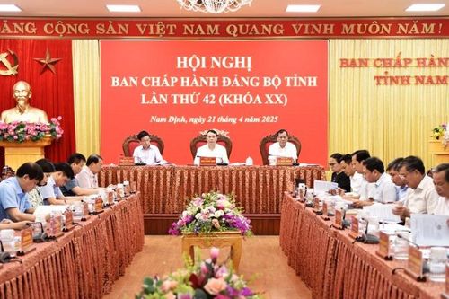 Ban Chấp hành Đảng bộ tỉnh Nam Định tổ chức Hội nghị lần thứ 42