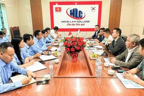 Dạy học ngoại ngữ miễn phí: Đón đầu xu hướng du học, xuất khẩu lao động