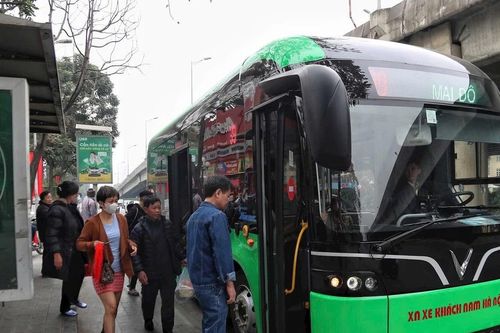 Xe buýt, đường sắt đô thị tăng cường hoạt động dịp 30/4 - 1/5