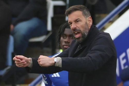Leicester xuống hạng với chuỗi kém cỏi khó tin